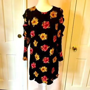 Nicole Miller studio black foral dress. Size 8. Fully lined.